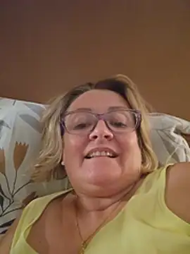 Chat XXX ao vivo de lady_charlyne