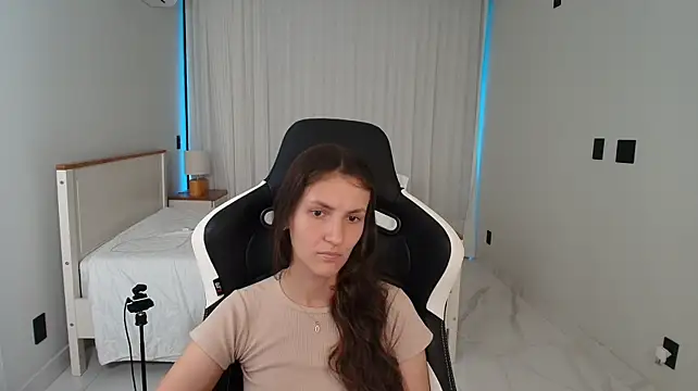 upssnowy's Live XXX Chat