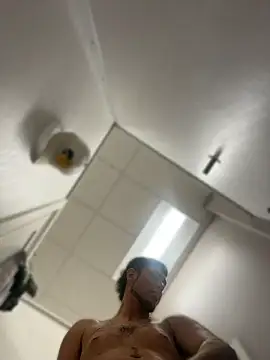 Chat +18 de StrokingDaddy4 ao vivo