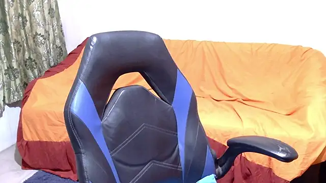 Darkkras XXX чат на живо