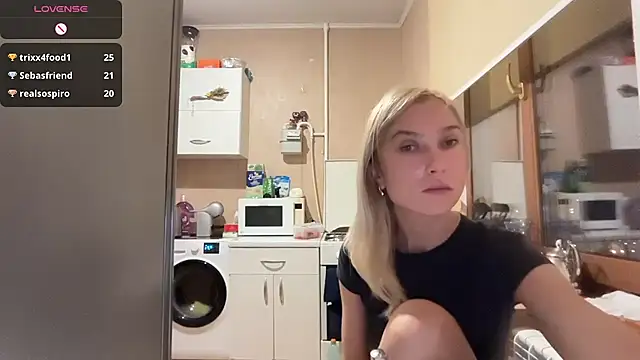 Онлайн чат XXX AngelJeni