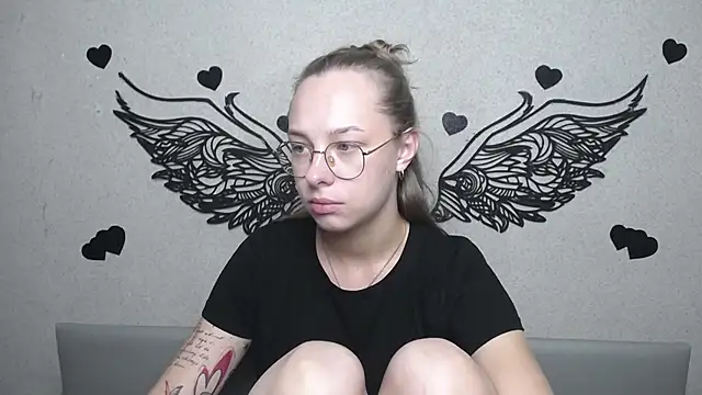 XXX chat uživo modela SteshaGlass