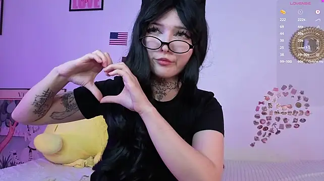 Chat +18 de oni_doll ao vivo