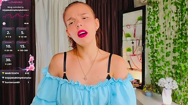 แชท XXX สดของ PollyHiller1