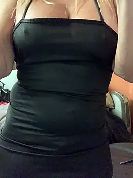 MonicaLeigh's Live XXX Chat