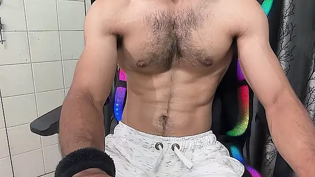 XXX chat uživo modela PouringLust