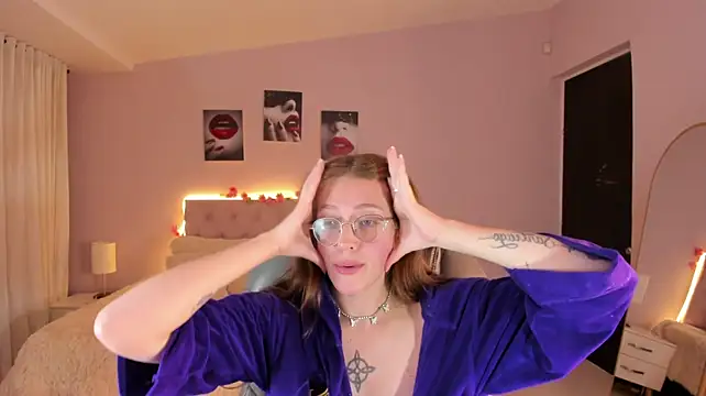 Chatroom XXX en direct de Emily_Warren_