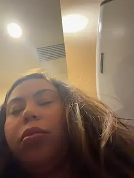 Chat +18 de lariic ao vivo