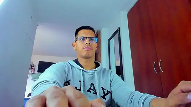 XXX chat uživo modela _John_Boy_