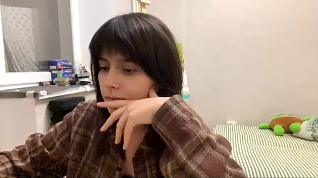 SaintMari 现场XXX聊天