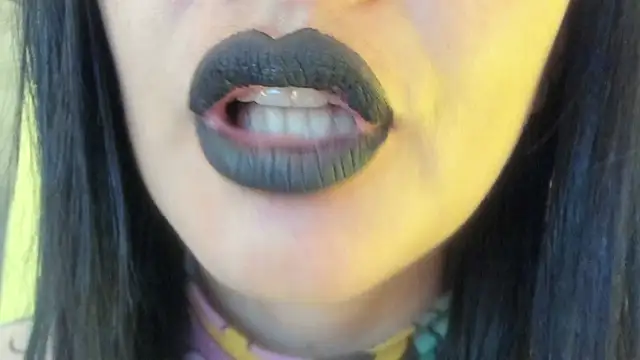 แชท XXX สดของ queen_fetish