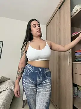 valeria4's Live XXX Chat