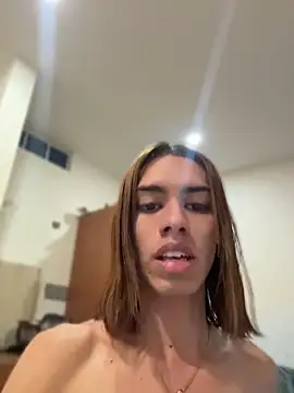 Amira_BabyHot Webcam-Show