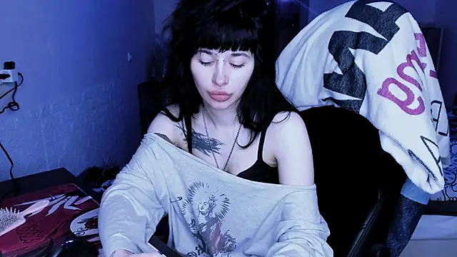 AllisonDeetz Chat XXX in diretta