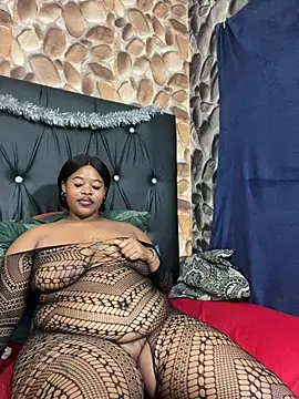 Czat XXX na żywo – BadAss_Bee