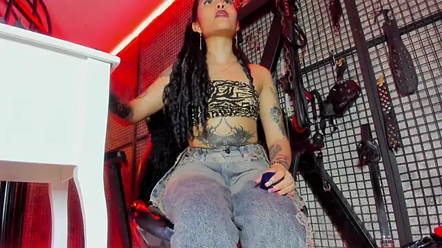 Chat +18 de NAILAHARD ao vivo