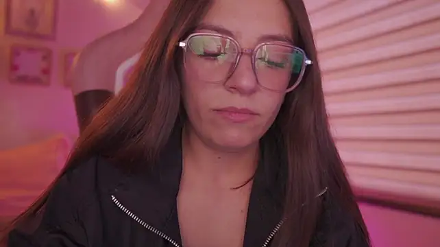 Chat +18 de milly_kenner ao vivo