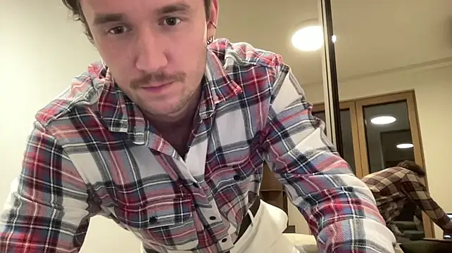 Czat XXX na żywo – cute_mark