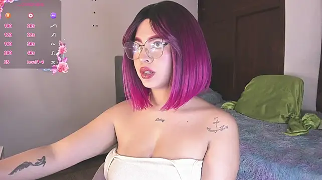 Czat XXX na żywo – Honeey_Noir