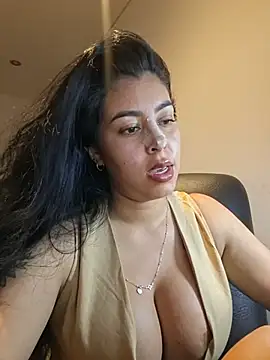 Luianna 现场XXX聊天