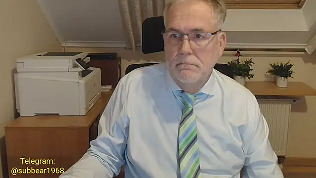 subbear1968 Show Webcam