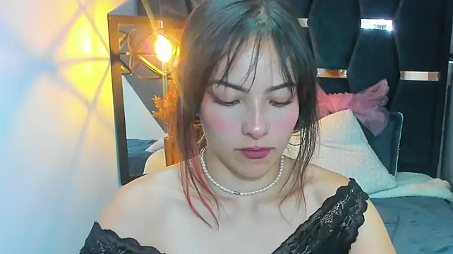 LIA__MILLER_ Chat XXX in diretta