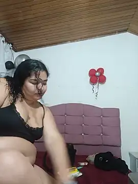XXX chat uživo modela LITTLEJULES