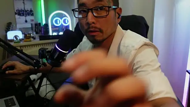Chat +18 de Ghost11_11 ao vivo