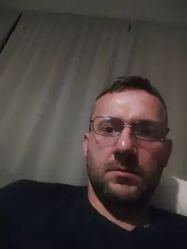 defaktor Adlı Modelin Canlı XXX Sohbeti
