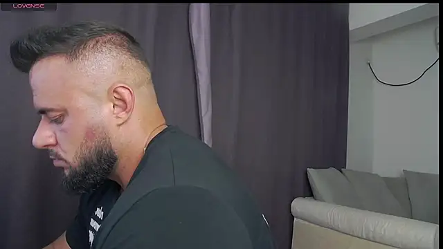 دردشة RickyMiami1 الجنسية المباشرة