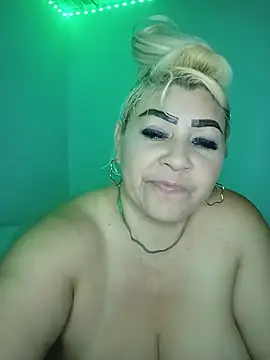 Czat XXX na żywo – BonniAdams