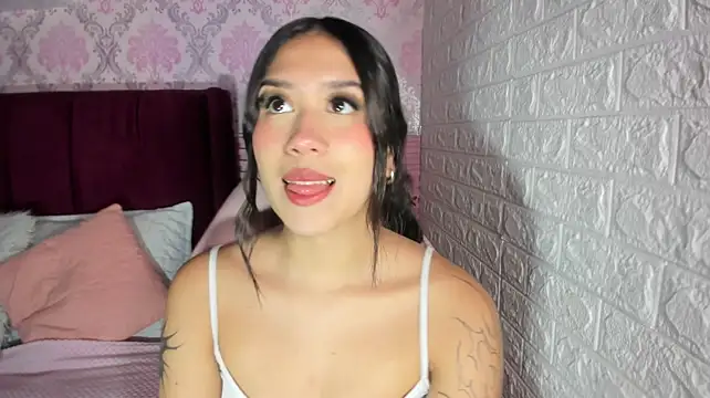 Chat XXX en directo de Hanna_Thorne