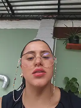Chat XXX ao vivo de Luna_Rose1