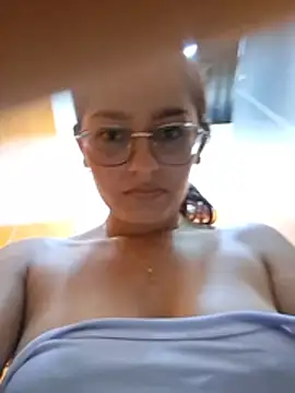 Chat XXX en directo de Ary-18