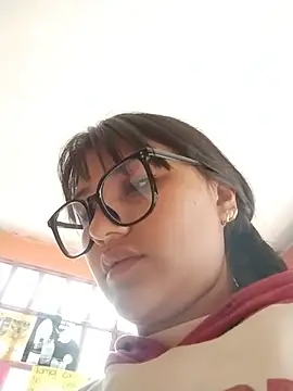 Chat +18 de Emily-7 ao vivo