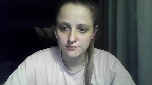 XXX chat uživo modela LeaWetGirl