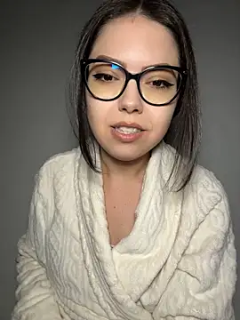 KaylaLewyss' Live XXX Chat