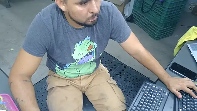 BustedCall Show in webcam