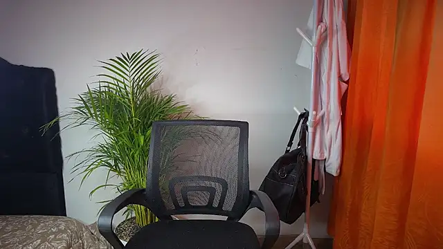 XXX chat uživo modela DeusbelliS
