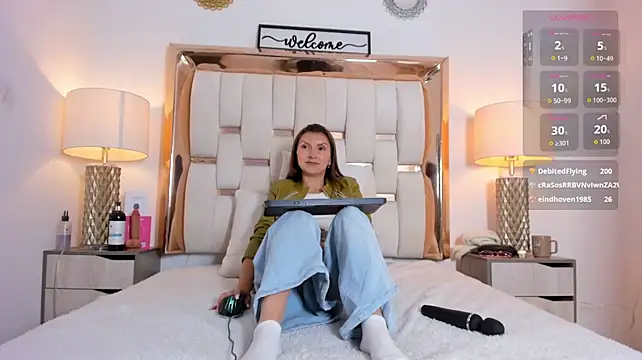 EloiseClairmont XXX чат на живо
