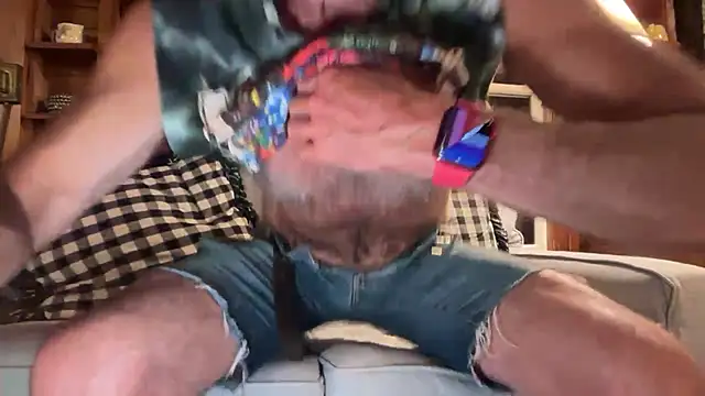 Guy__Grey webkamerás műsora