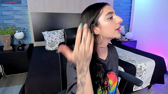 Abriil_cutee's Live XXX Chat