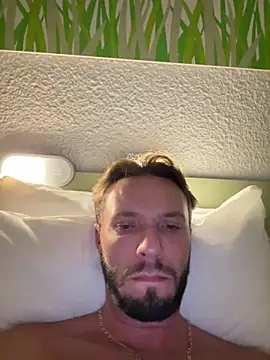 แชท XXX สดของ MrfrenchCock