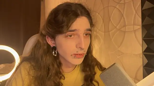 Kriisp Webcam Show