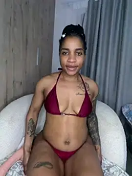 Milkypucy – Live XXX-chat