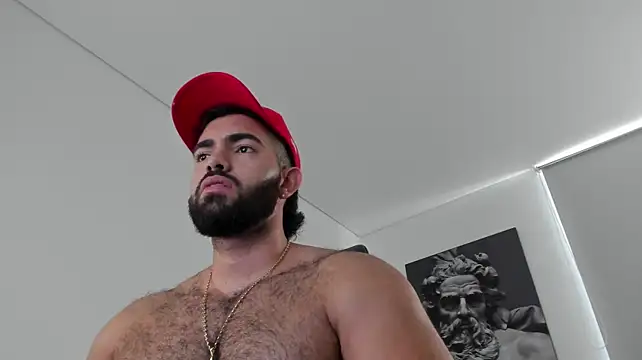 simonleon27 Adlı Modelin Canlı XXX Sohbeti