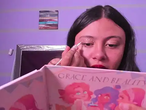 SarahThomsonn: онлайн-секс-чат