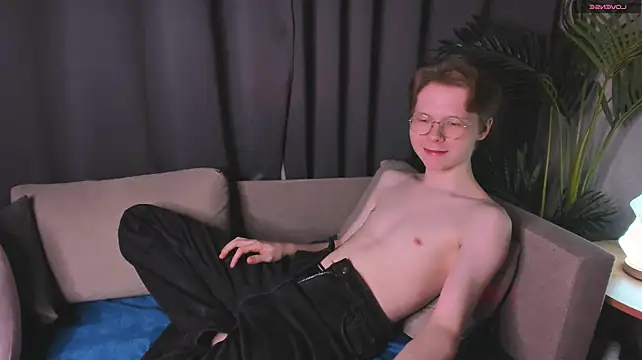 DanielSanders 现场XXX聊天