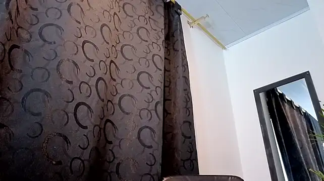 Chat XXX ao vivo de Noha-Wolf
