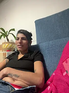 دردشة ImCrazzy الجنسية المباشرة